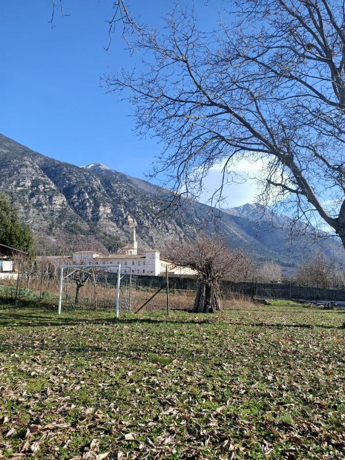 Rossomattone Countryhouse Sulmona Extérieur photo