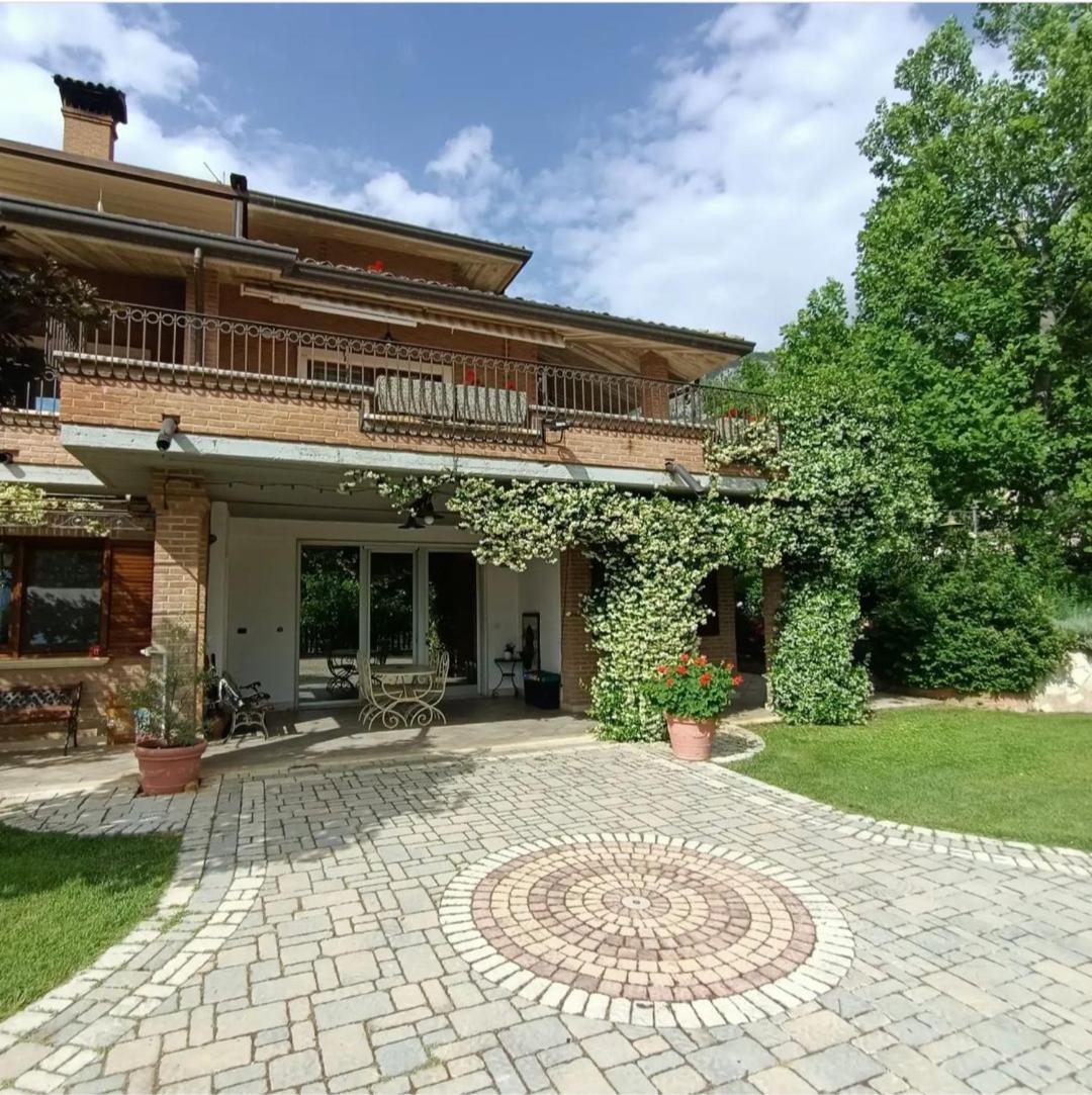 Rossomattone Countryhouse Sulmona Extérieur photo